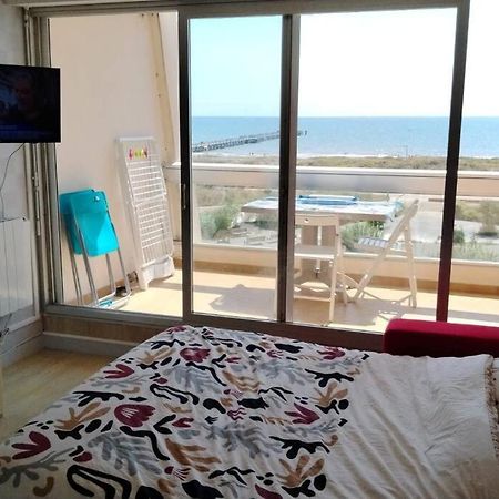 Appartement Vue Mer 4 Personnes Les Bains Dış mekan fotoğraf