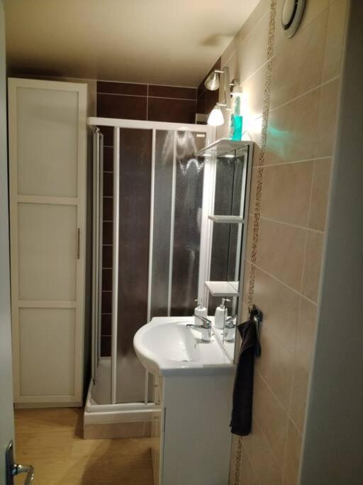 Appartement Vue Mer 4 Personnes Les Bains Dış mekan fotoğraf
