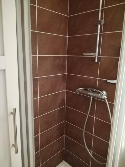 Appartement Vue Mer 4 Personnes Les Bains Dış mekan fotoğraf